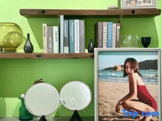 Half Ocean Half Mountain Hotel(Haitang Bay Wuzhizhou Island Store)