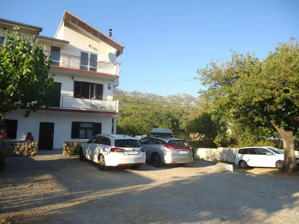 Apartments Vrša