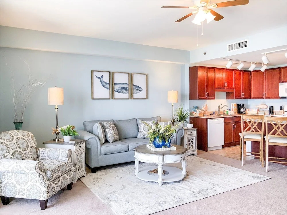 Laketown Wharf 802