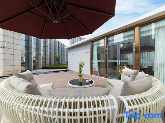 Mansion Hotel
