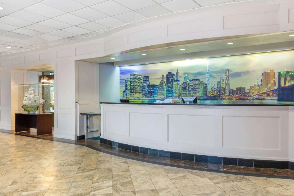 La Quinta by Wyndham Secaucus Meadowlands
