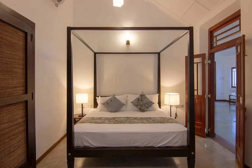 Stay at Ahangama