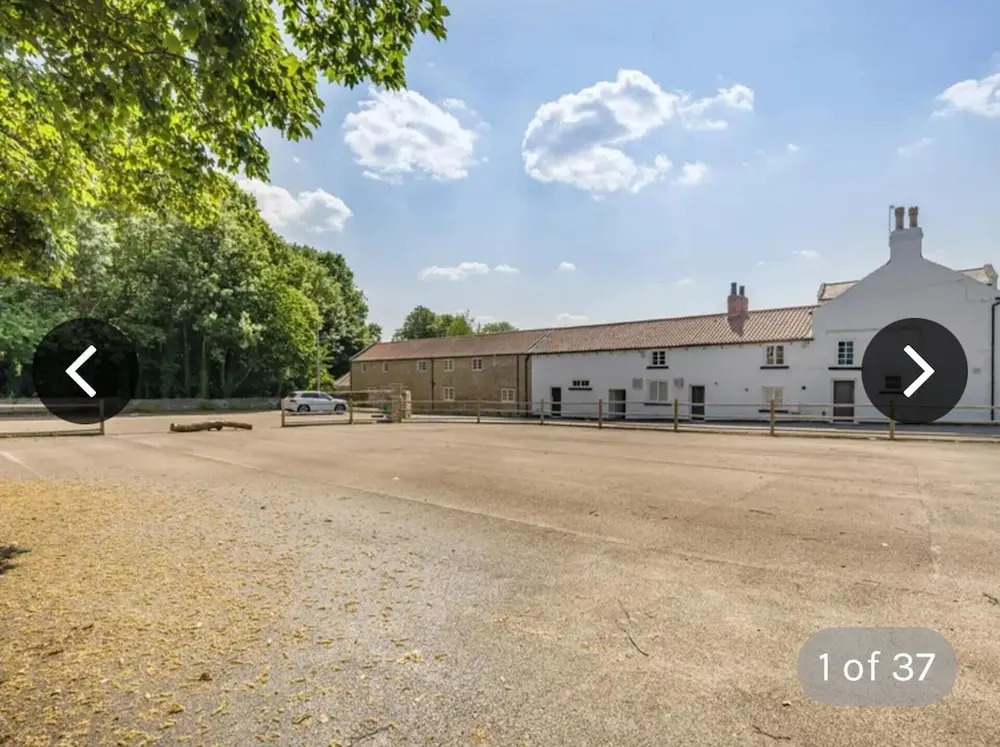 Ivy House, 6-beds, Sleeps 19 With Hot Tub