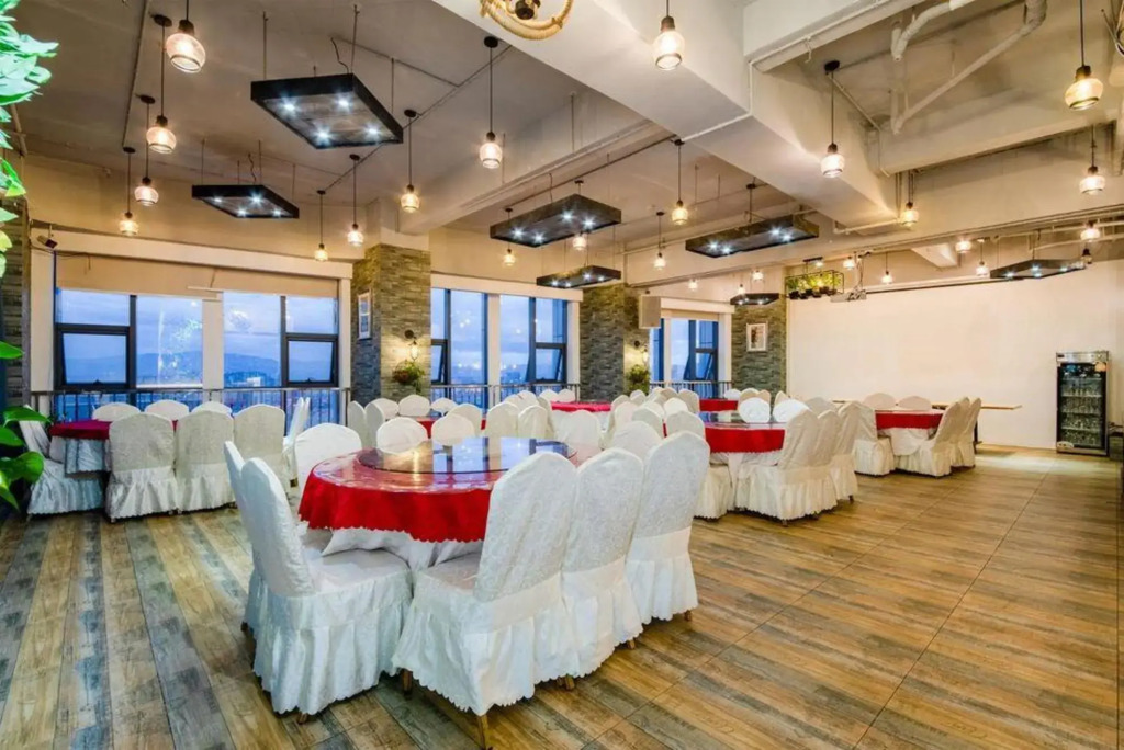 Kunming Xinshichao Hotel (Luo Tsuen Wan New Asia Sports City Branch)