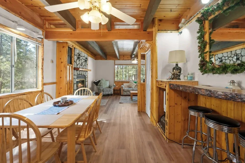 Helens Cabin