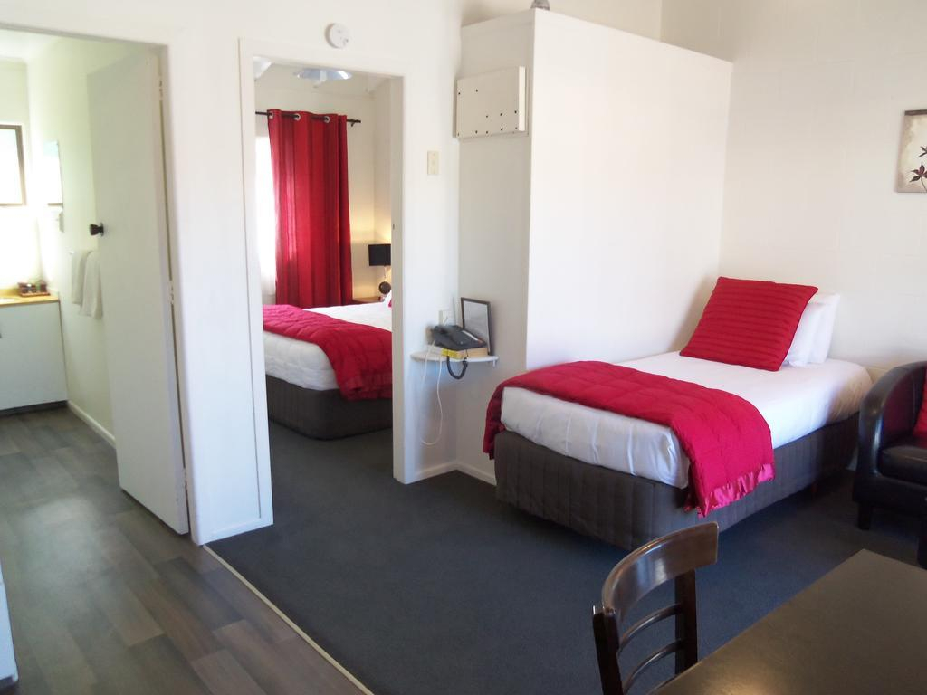 Rosetown Motel