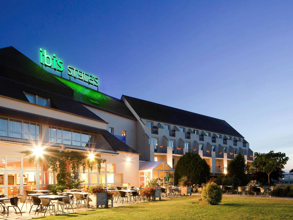 ibis Styles Chinon