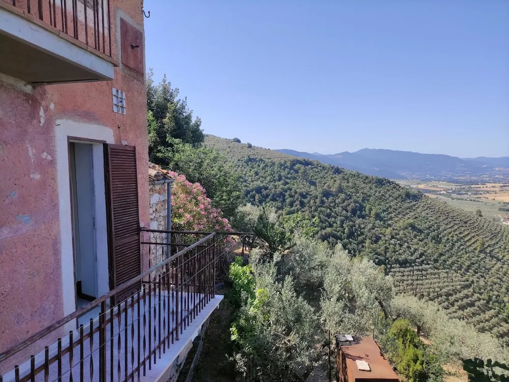 Italian Charming Mansion in the County Side Enjoy Umbria