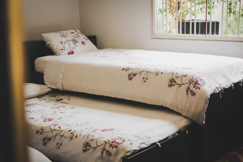 AK Hostel 82