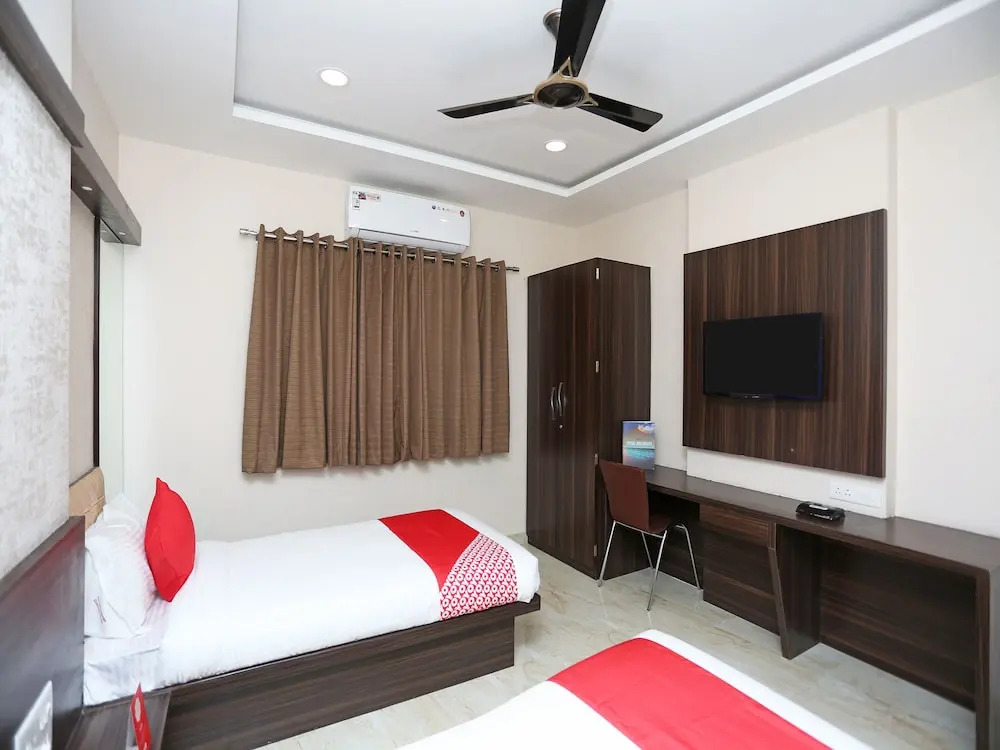 OYO 15861 Hotel Shivganga Comfort Zone