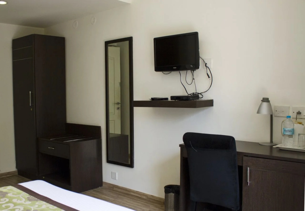 OYO Rooms Indiranagar CMH Road