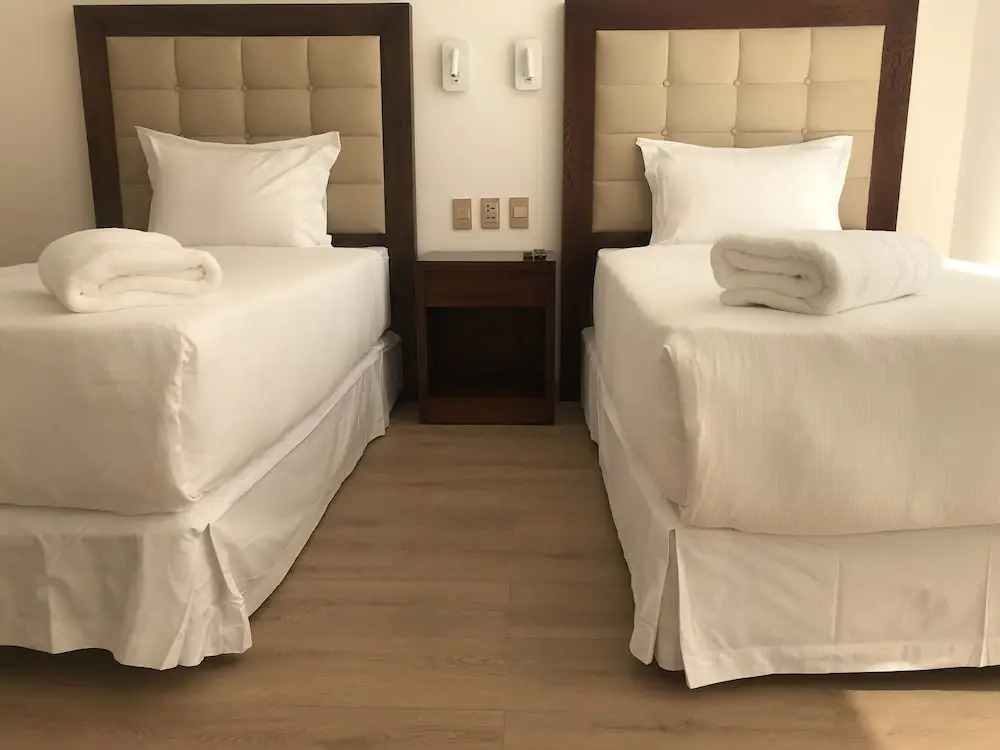 FRATELLI CORP APART HOTEL