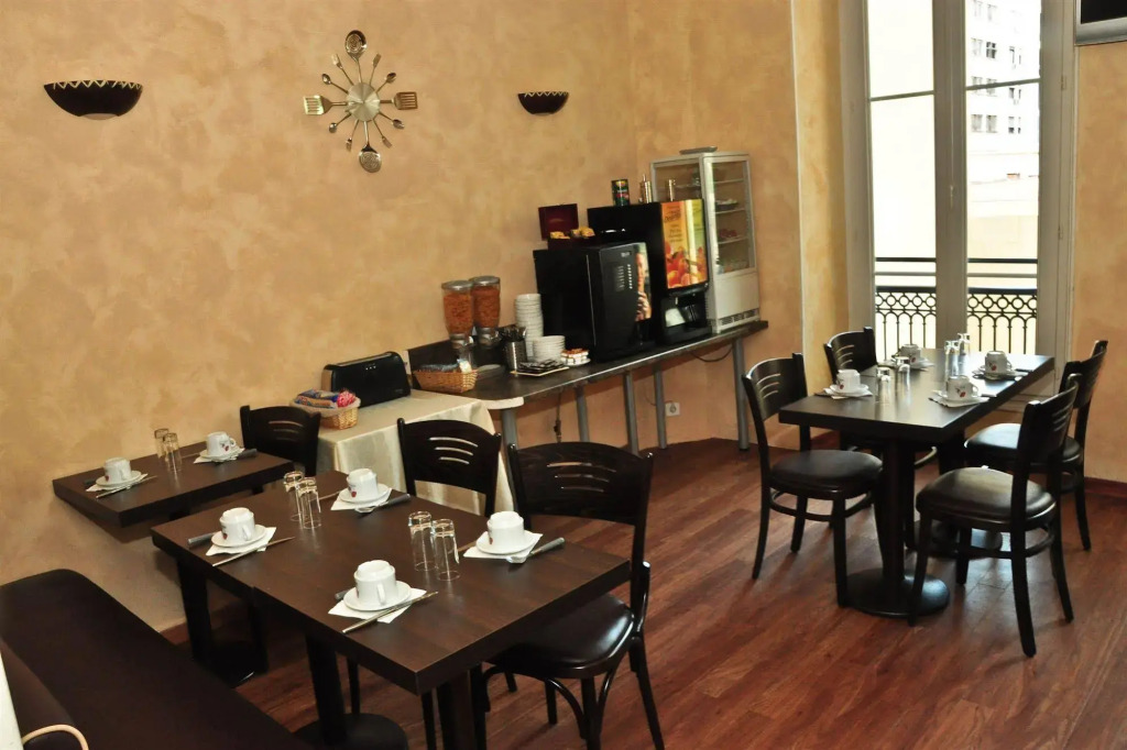 H33 Hôtel