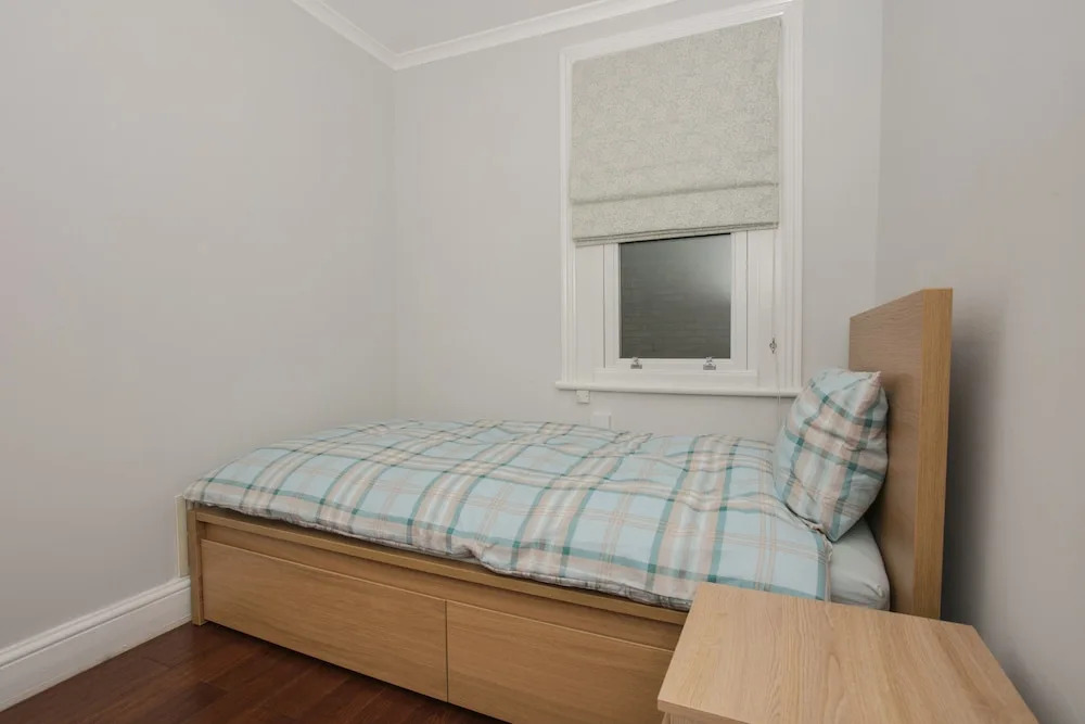 Modern 5 Bedroom House In Battersea