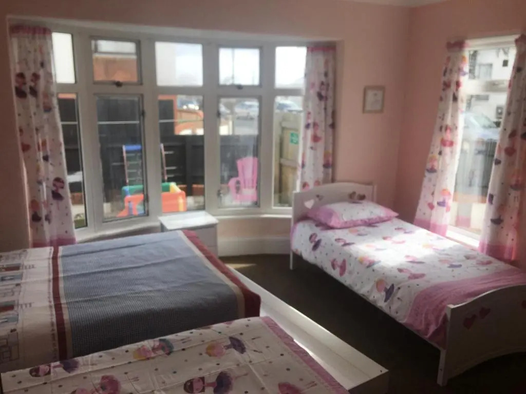 Singer House Apartment