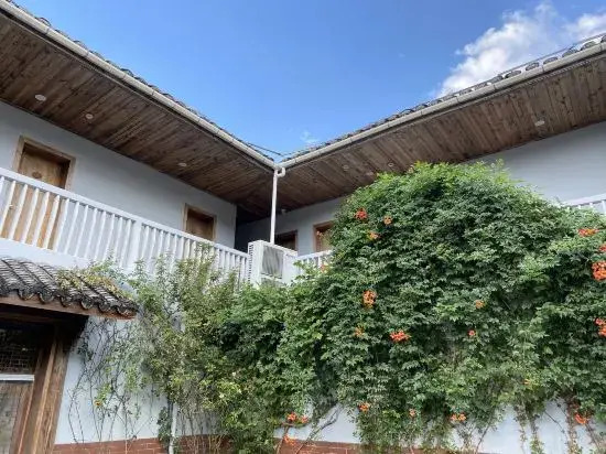 Yunqi Hostel
