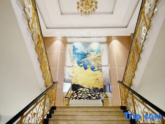 Shiji Bainian Hotel(Zhengjiayuanzi subway station store))