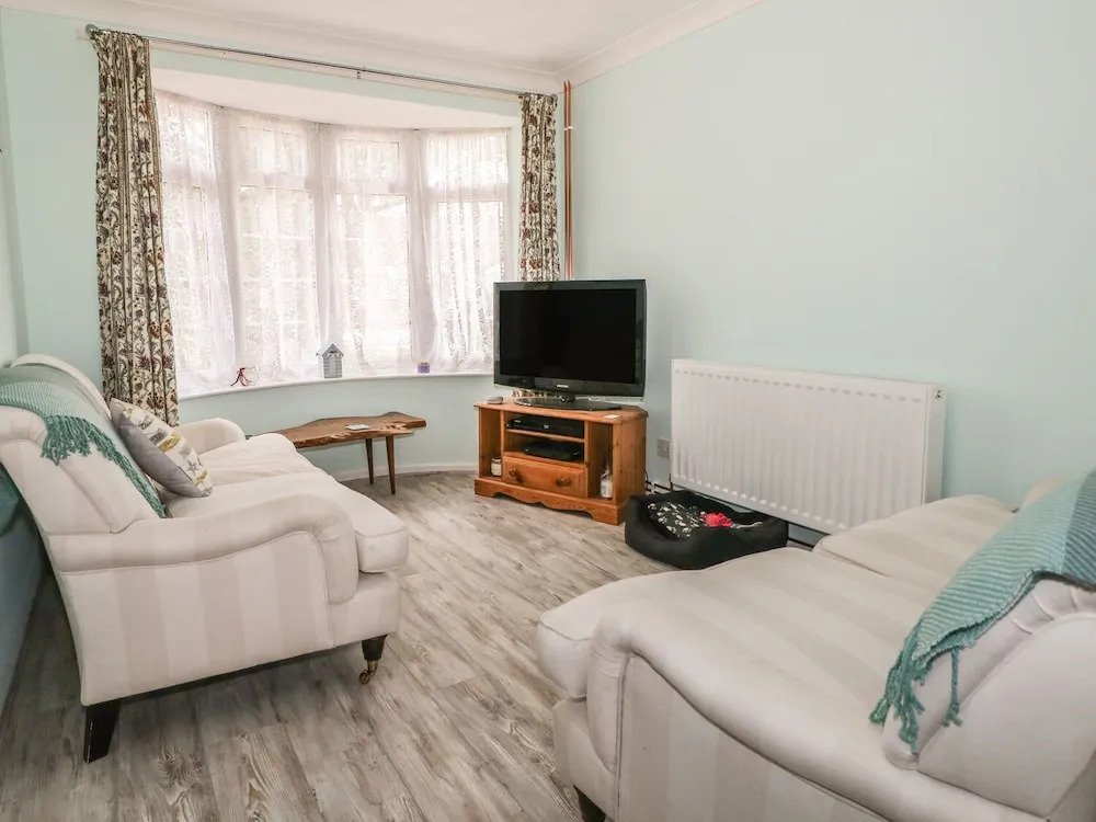 17 Coventry Close