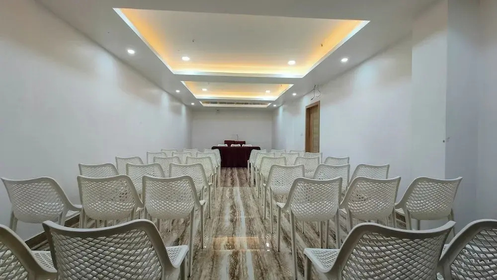 Vbrance - Luxury Boutique Hotel
