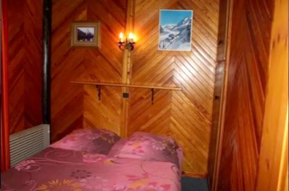 Chalet With 3 Bedrooms in Les Gets, With Wonderful Mountain View, Furn