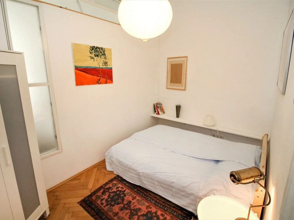 Wieden Wien in Wien With 2 Bedrooms and 1 5 Bathrooms