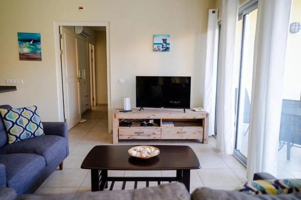 Blissful Garden View Condo Suite 19