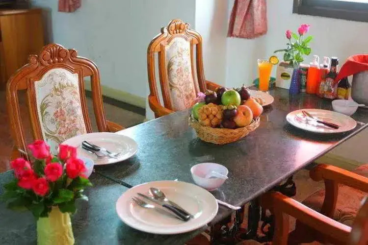 13 Coins Bang Yai Hotel