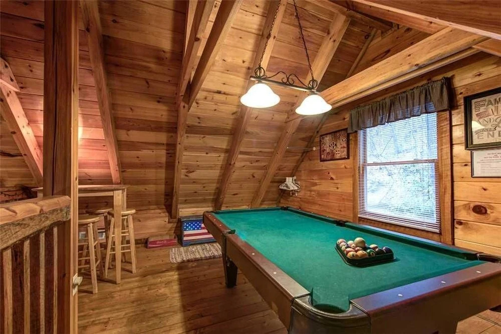 Wild at Heart 1 Bedroom Home with Hot Tub