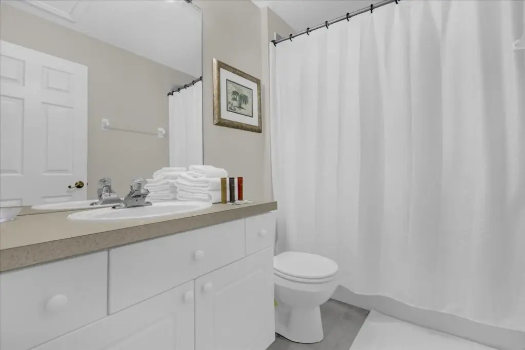 3 Bedrooms 3 Bathrooms Windsor Palms 2357 Sp