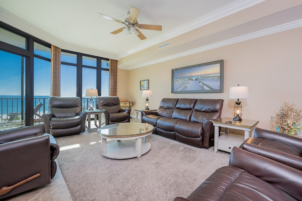 Phoenix West 304 3 Bedroom Condo