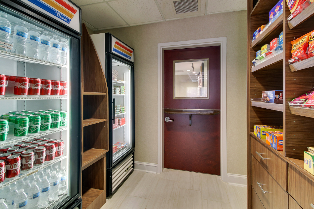 Holiday Inn Express & Suites Columbus - Ft Benning Maingate by IHG