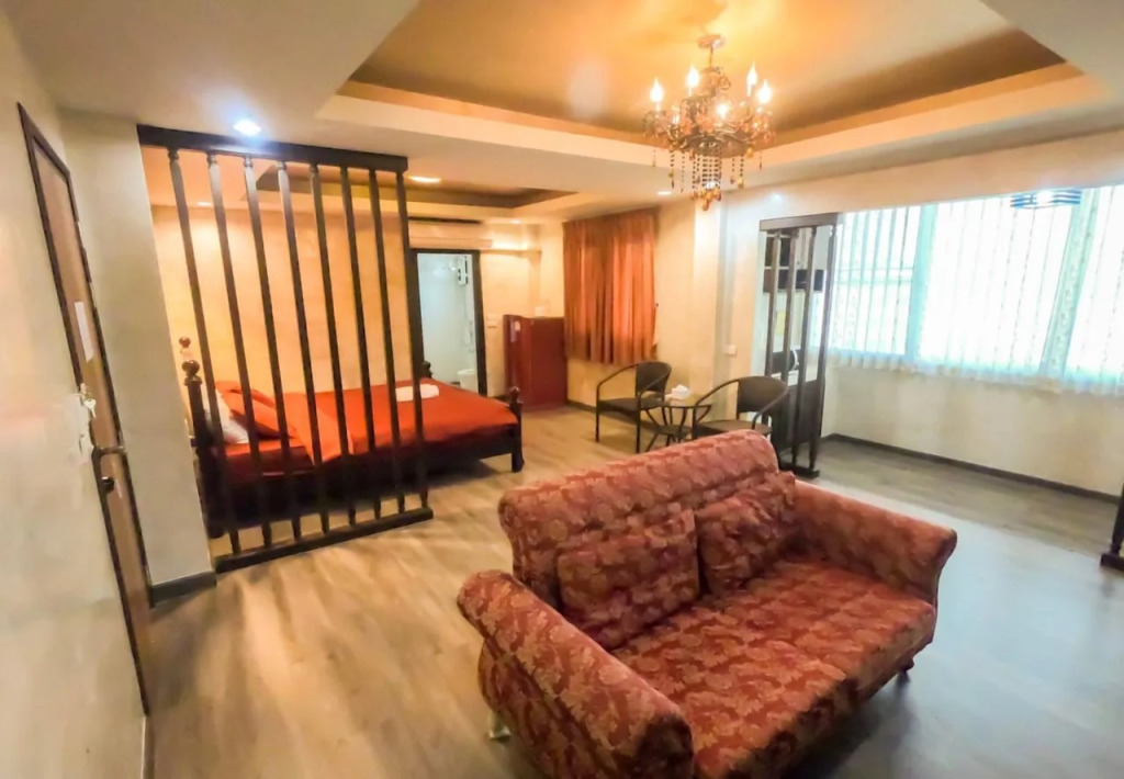Inspire House Hotel