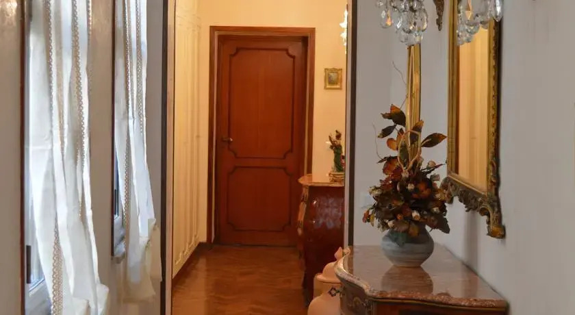 Letizia House