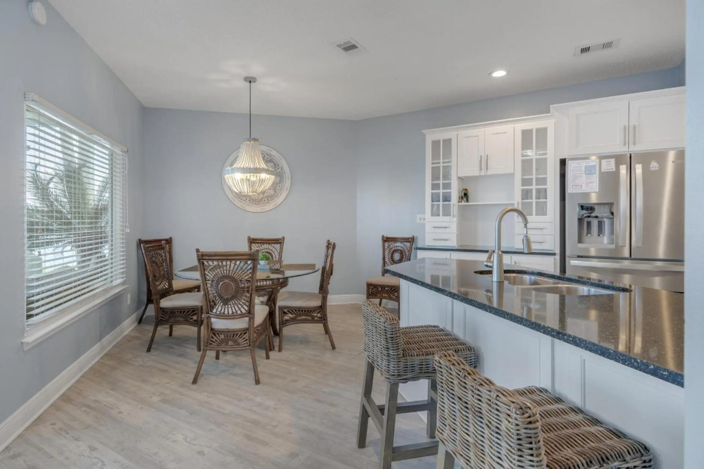 Northshore 960/960A*  - 3BR 3BA