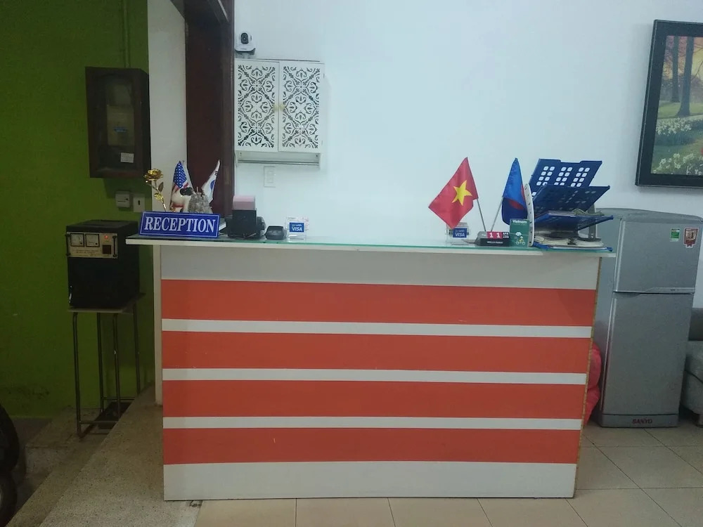 Spot On 710 Sakura Hostel Cholon