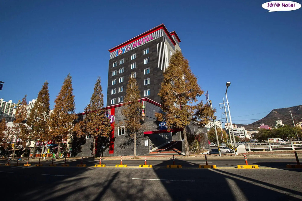 Jaya Hotel