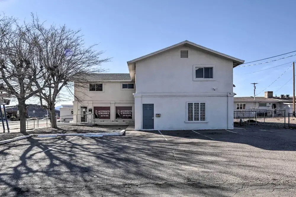 Apartment ~ 12 Mi From Hualapai Mountain Park