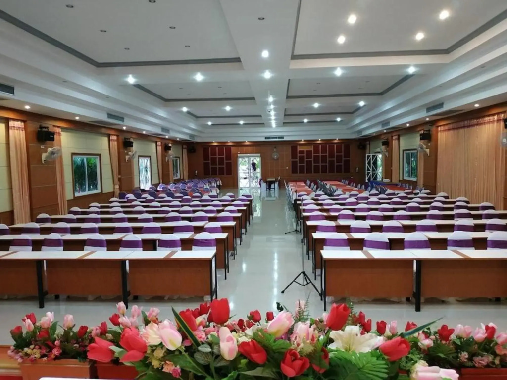 Zaza Hotel Bangpoo