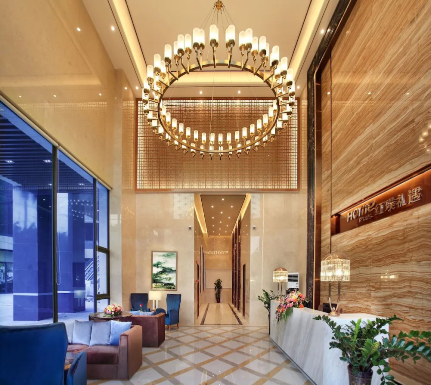 HomePlus LiYu Hotel