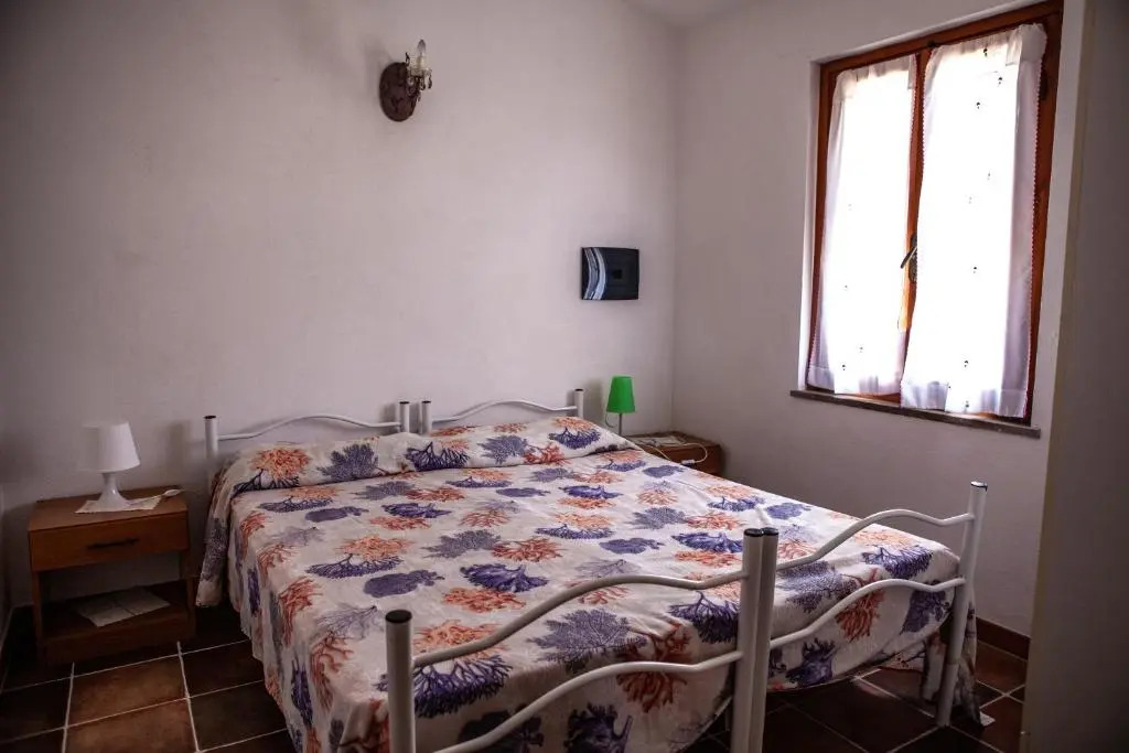 Casa Vacanze a 200 mt spiaggia con 5 camere 2 bagni e 9 posti letto