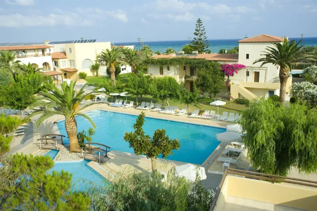 Maravel Apartments