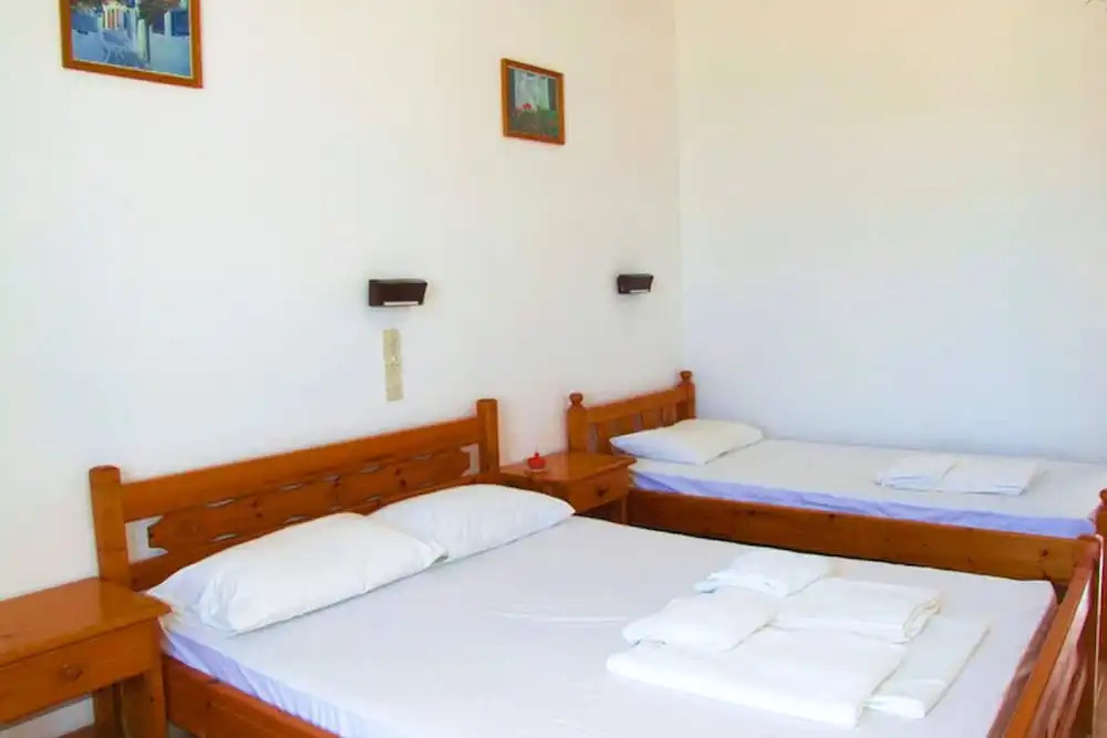 Finikas Hotel