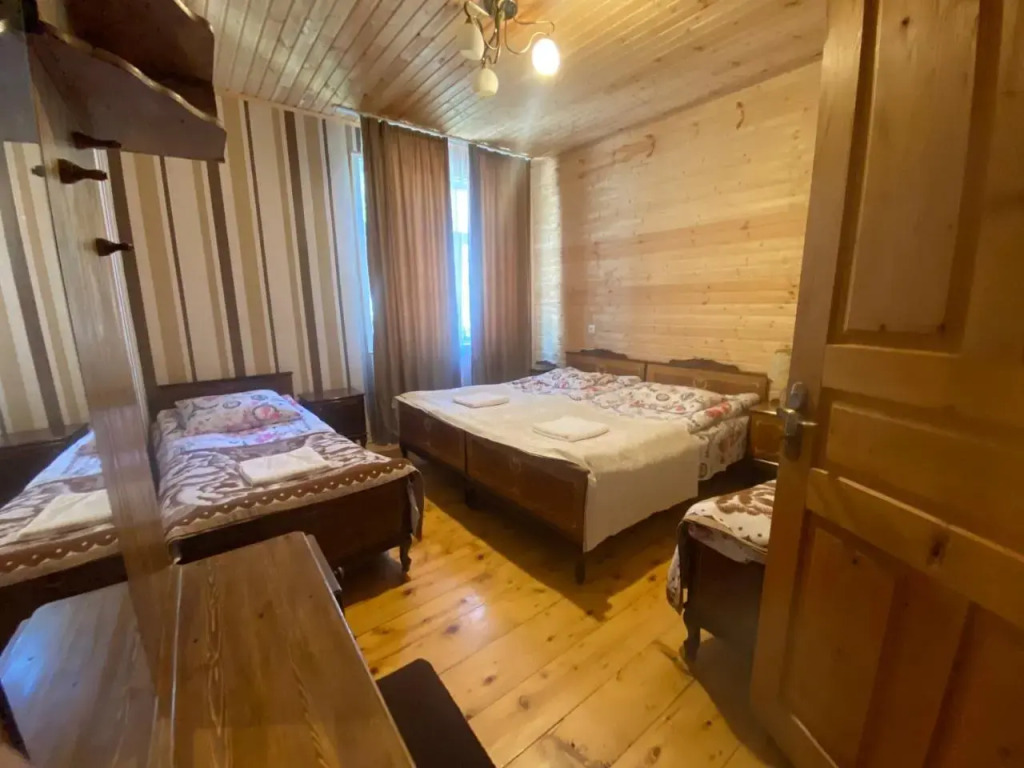 ELISOS GUESTHOUSE