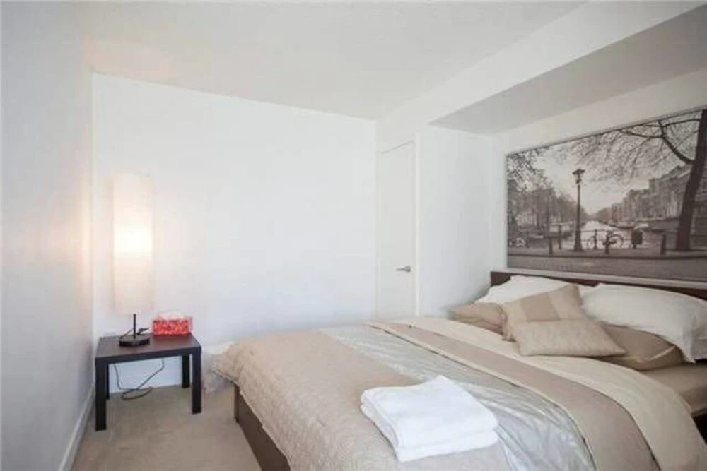 MiCasa Suites - Stylish Condo by CN Tower