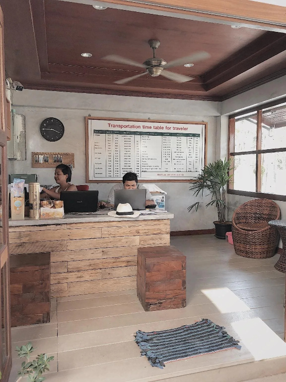The Reef Hotel & Studios