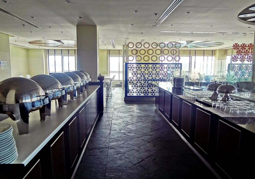 Al Raya Suites