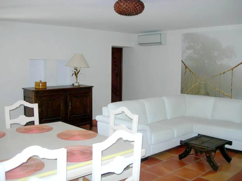 Villa With 3 Bedrooms in Gordes, With Wonderful Mountain View, Private