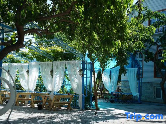 Yilan• Central Asia-Europe-Africa Ring Youth Hostel
