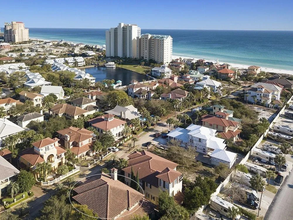 Shore Beach Working 4 Bedrooms 4 Bathrooms Home