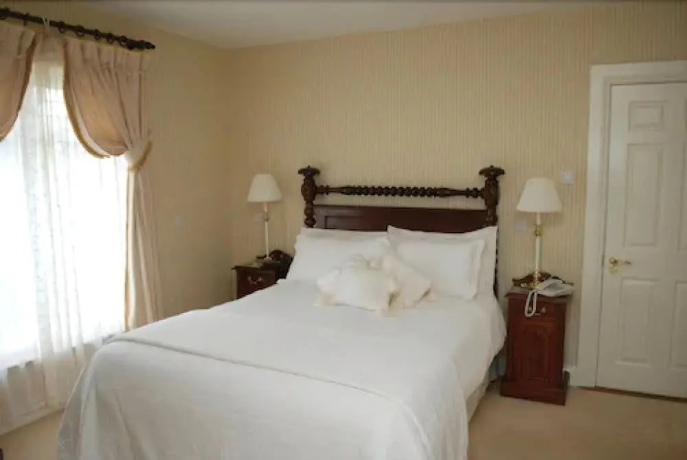 The Shores Country House